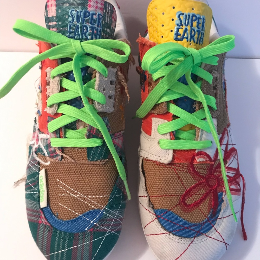 AUTHENTIC  ADIDAS ZX8000 SEAN WOTHERSPOON SUPEREARTH